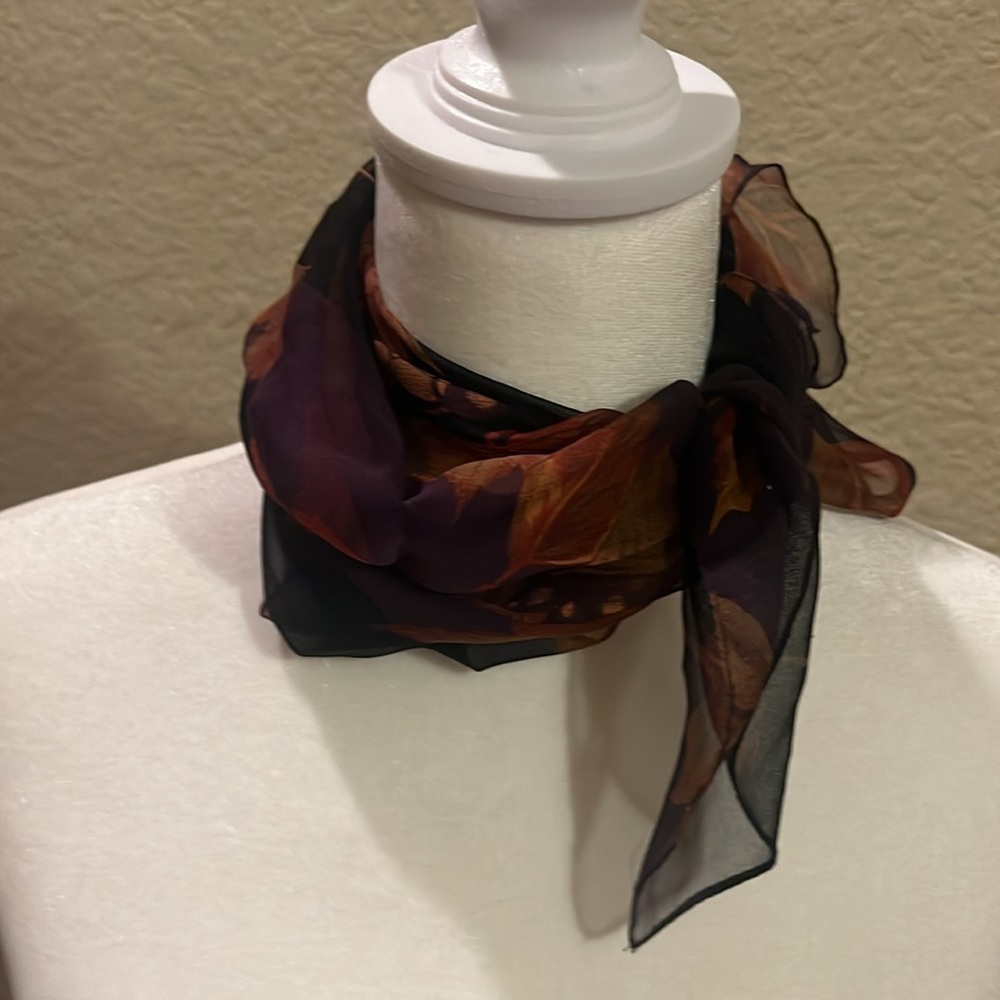 Made in Italy 100 % silk scarf - Picture 2 of 5